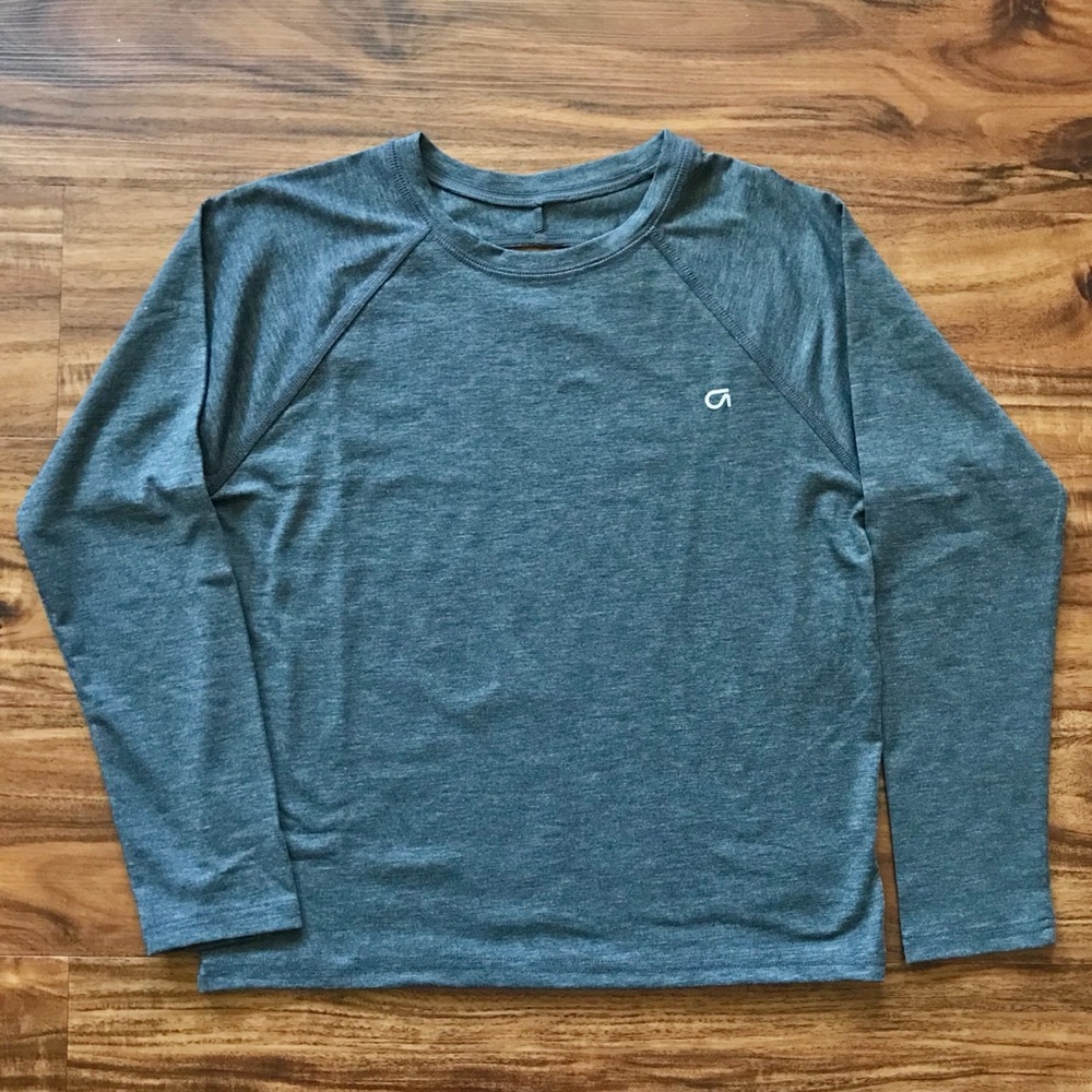 NWT Girls Gap Fit Activewear Shirt